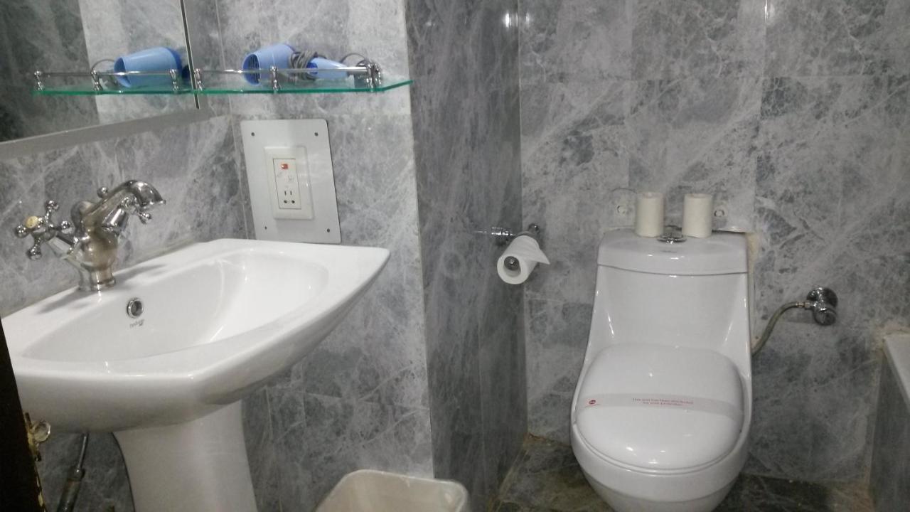Indo Hokke Hotel Раджгір Екстер'єр фото