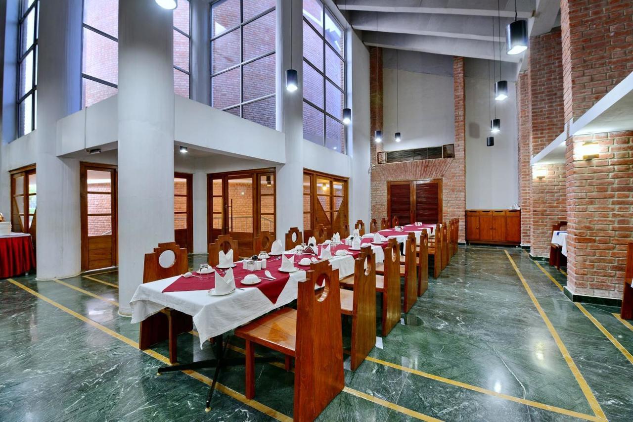 Indo Hokke Hotel Раджгір Екстер'єр фото
