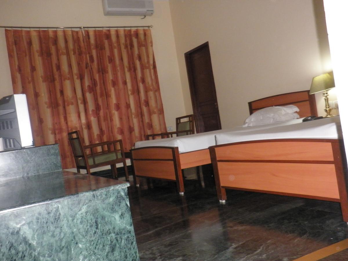 Indo Hokke Hotel Раджгір Екстер'єр фото