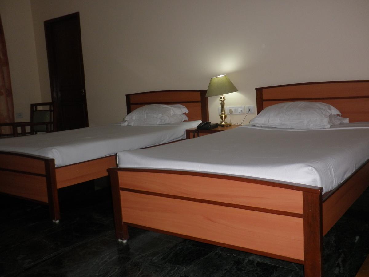 Indo Hokke Hotel Раджгір Екстер'єр фото